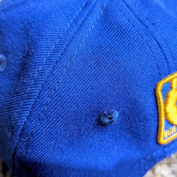 New Era Youth NBA 9Fifty Golden State Warriors hat excellent condition! - Picture 11 of 12